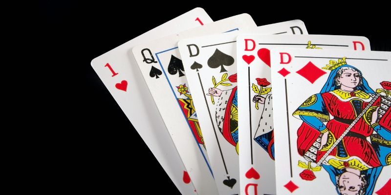 Khuyến mãi hấp dẫn cho game bài Bet88